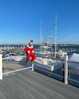 Talk about elf on a shelf! Keep an eye out til Christmas for this little elf! He will be popping up all aver the state! If you find him he may have a special present for you. 401-447-6827. #rcmarineelectric #elfontheshelf #pointjudithmarina