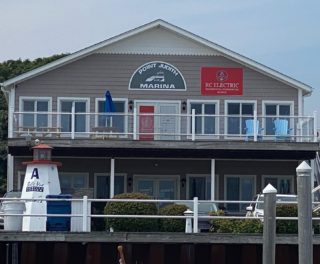 In case you didn’t know we have a new office at ptjudithmarina ! Office will be open full time starting this week! Stop by and say hi! 401-447-6827. #rcmarineelectric #ptjudithmarina
